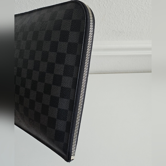 Louis Vuitton Damier Graphite Poche Documents Portfolio Case - Picture 7 of 15